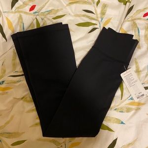 NWT lululemon groove pant III